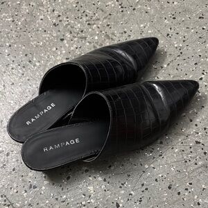 Women’s slip ons